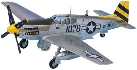 Model plastikowy P-51C Mustang Red Tails Model plastikowy P-51C Mustang Red Tails