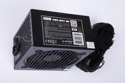 Zasilacz komputerowy 600W z certyfikatem 80+ Bronze Zasilacz komputerowy 600W z certyfikatem 80+ Bronze