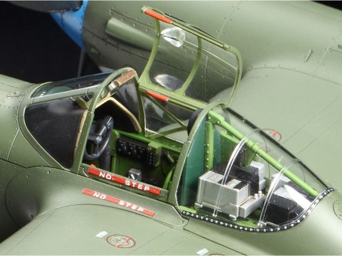 Model plastikowy Lockheed P-38 F/G Lightning Model plastikowy Lockheed P-38 F/G Lightning