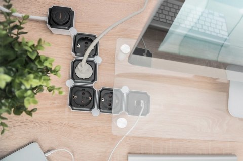 Elastyczna listwa zasilająca biurowa 4 gniazdowa z 2 złączami USB Elastyczna listwa zasilająca biurowa 4 gniazdowa z 2 złączami USB