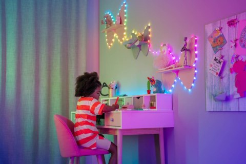 Inteligentne lampki dekoracyjne Strings USB-C (Candies) 100 LED RGB, serca, przezroczysty przewód, 6 m Inteligentne lampki dekoracyjne Strings USB-C (Candies) 100 LED RGB, serca, przezroczysty przewód, 6 m