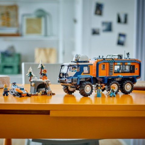 Klocki City 60471 Ciężarówka z laboratorium arktycznej odkrywczyni Klocki City 60471 Ciężarówka z laboratorium arktycznej odkrywczyni