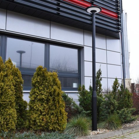 Słup oświetleniowy BEMKO składany 3 m 160×160 mm fi 60 mm czarny Słup oświetleniowy BEMKO składany 3 m 160×160 mm fi 60 mm czarny