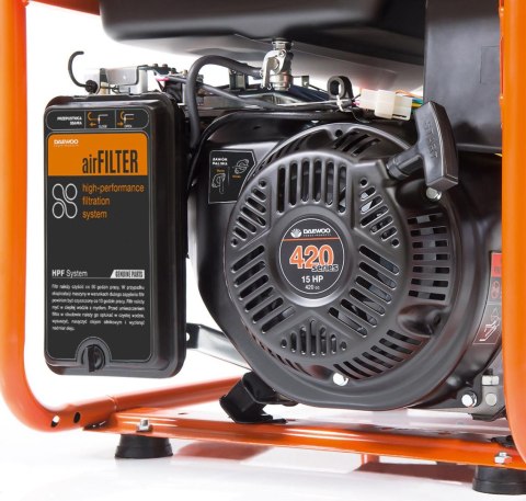 ZESTAW AGREGAT PRĄDOTWÓRCZY DAEWOO GDA 7500E 6.5kW + 2x GENERATOR OIL SAE 10W-30 DWO 600 ZESTAW AGREGAT PRĄDOTWÓRCZY DAEWOO GDA 7500E 6.5kW + 2x GENERATOR OIL SAE 10W-30 DWO 600