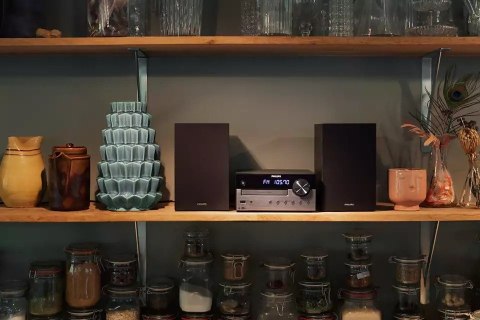 Mikrowieża TAM4505 CD BT Mikrowieża TAM4505 CD BT