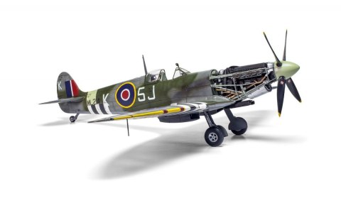 Model plastikowy Supermarine Spitfire Mk.IXc 1/24 Model plastikowy Supermarine Spitfire Mk.IXc 1/24