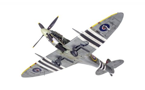 Model plastikowy Supermarine Spitfire Mk.IXc 1/24 Model plastikowy Supermarine Spitfire Mk.IXc 1/24