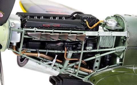 Model plastikowy Supermarine Spitfire Mk.IXc 1/24 Model plastikowy Supermarine Spitfire Mk.IXc 1/24