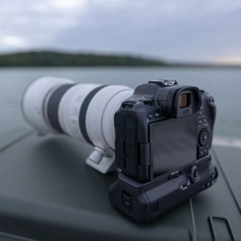 Aparat bezlusterkowy EOS R5 + RF24-105 F4L IS USM 4147C015 Aparat bezlusterkowy EOS R5 + RF24-105 F4L IS USM 4147C015