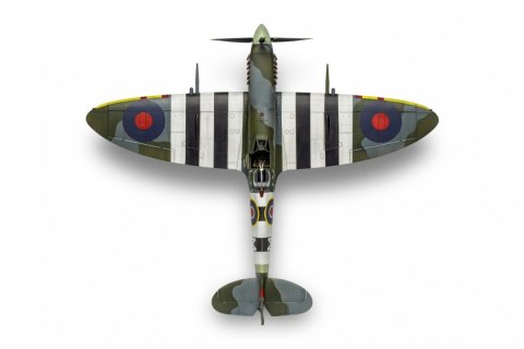 Model plastikowy Supermarine Spitfire Mk.IXc Flying Dray 1/24 Model plastikowy Supermarine Spitfire Mk.IXc Flying Dray 1/24