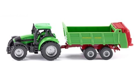 Traktor z przyczepą Traktor z przyczepą