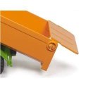 Traktor Fendt z przyczepą z podnośnikiem