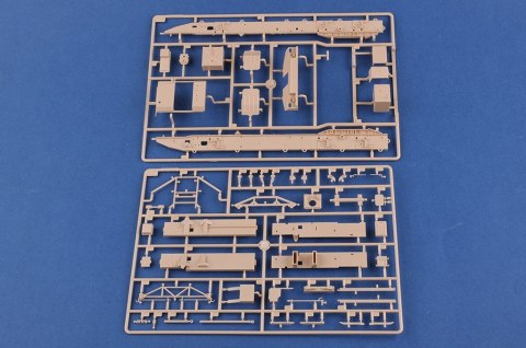 Model plastikowy BAZ-64022 z 5P85TE2 TEL S-400 Model plastikowy BAZ-64022 z 5P85TE2 TEL S-400