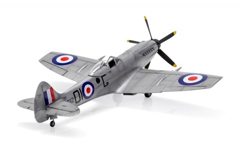 Model plastikowy Supermarine Spitfire XIV Model plastikowy Supermarine Spitfire XIV